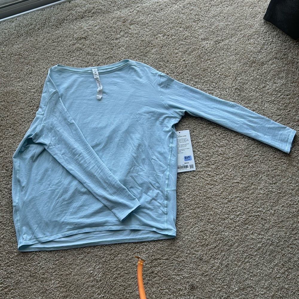 Lululemon shirt - brand new